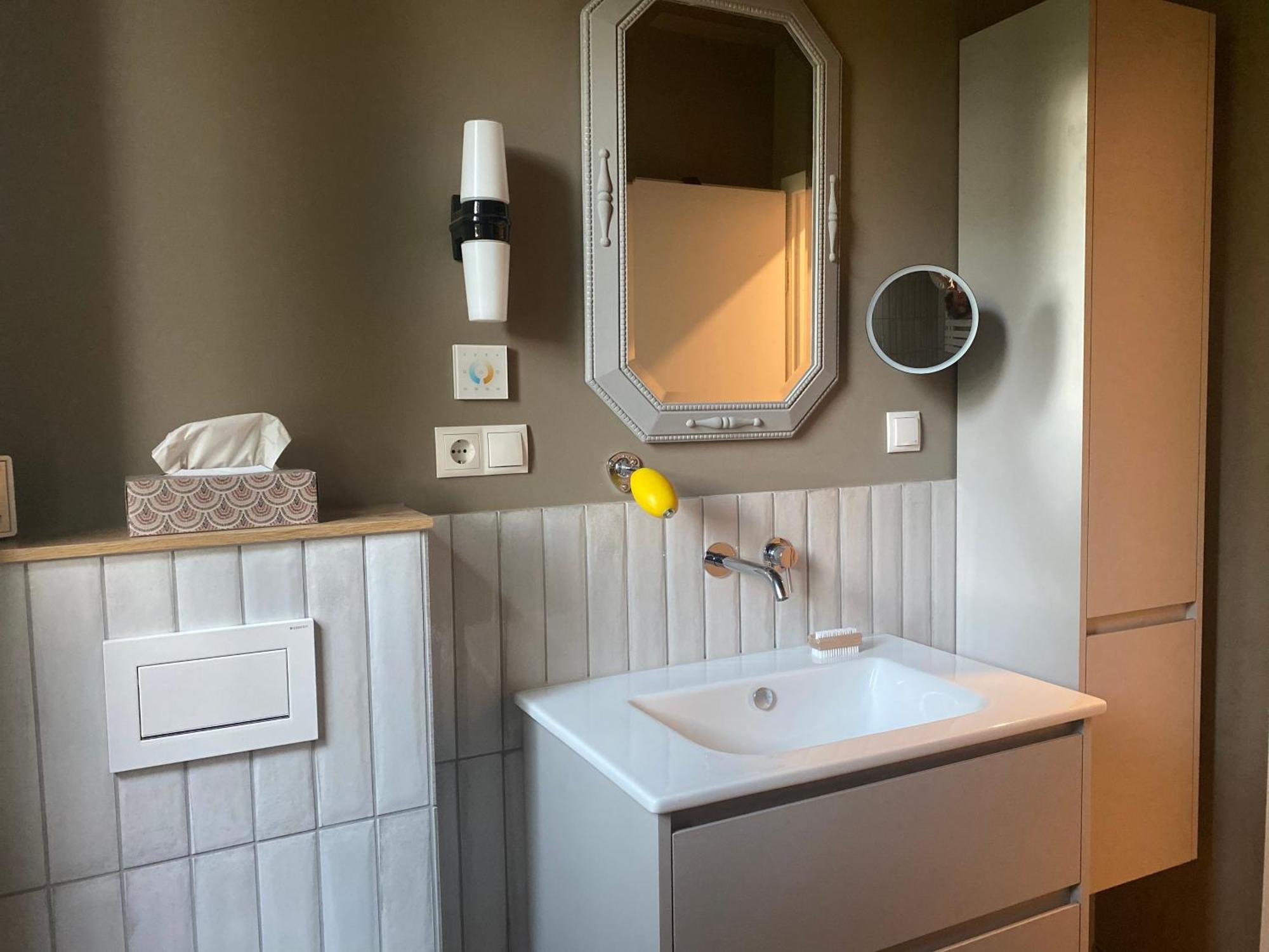 Copper Beech Place Ахим Екстериор снимка